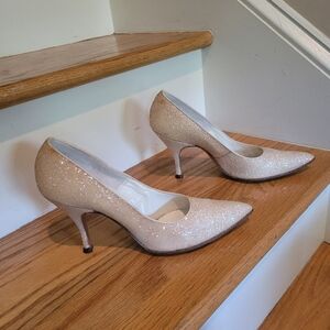 Vintage De Liso Debs by Palter DeLiso Champagne Colored Glittered Heels